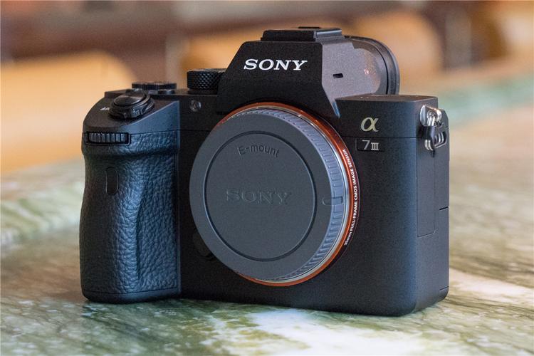 Sony Learning Applications: Tools for Online Education and Self-Study